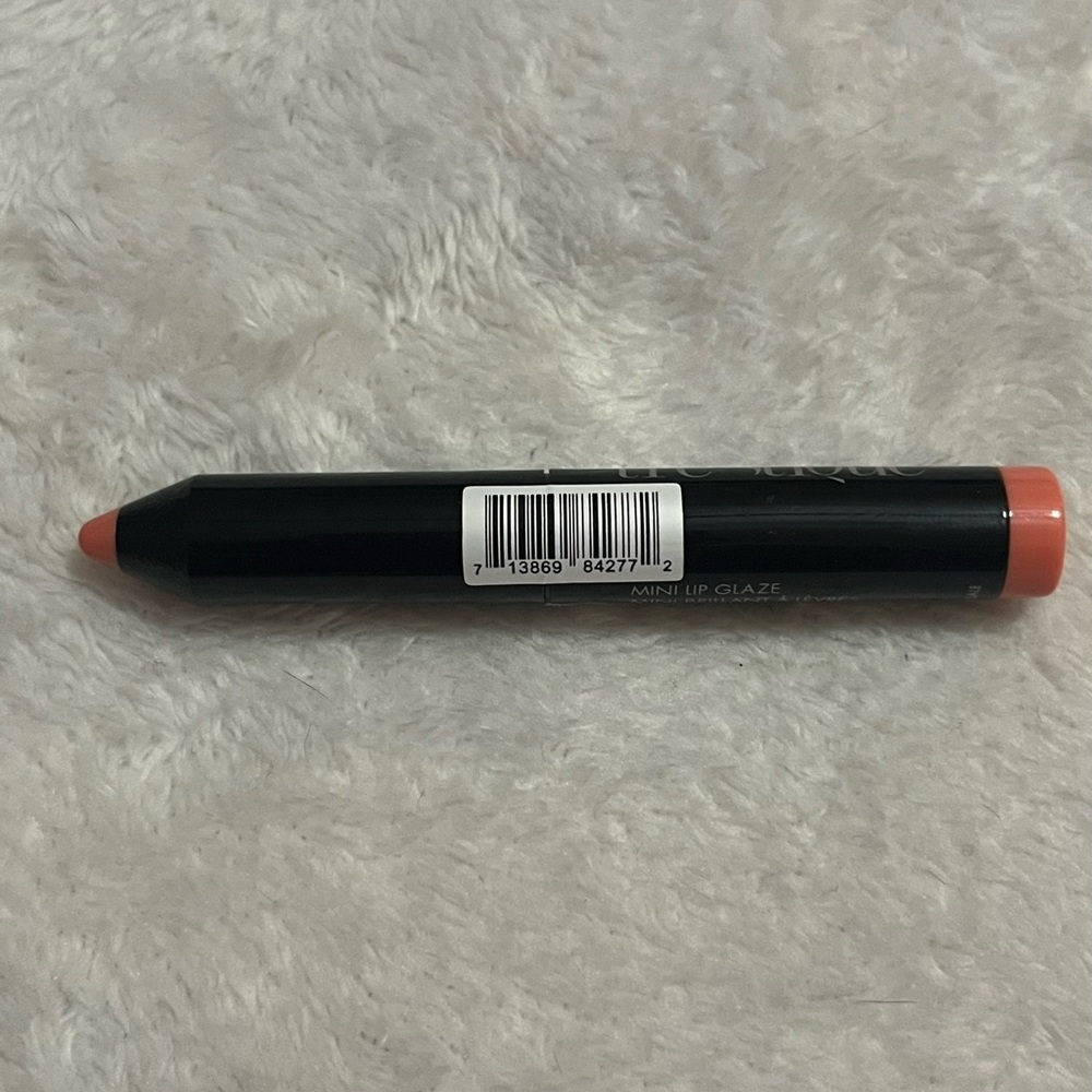 Mini Paris Pink Lip Glaze - Picture 4 of 4